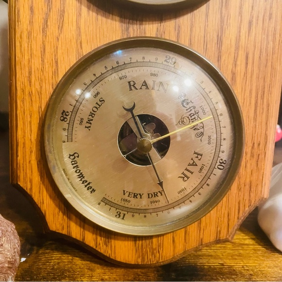 Vintage Weather station barometer thermometer hygrometer barometer wooden frame - Picture 5 of 16